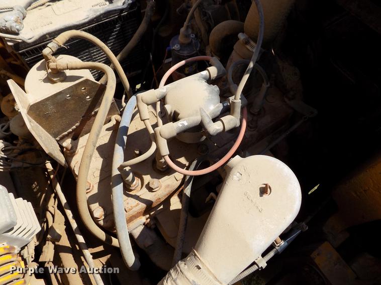 image for item DB9149 Caterpillar T40B forklift