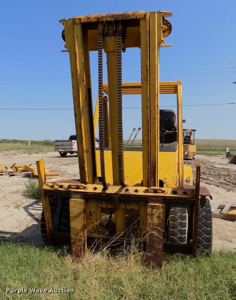 image for item DB9150 Caterpillar V120 forklift