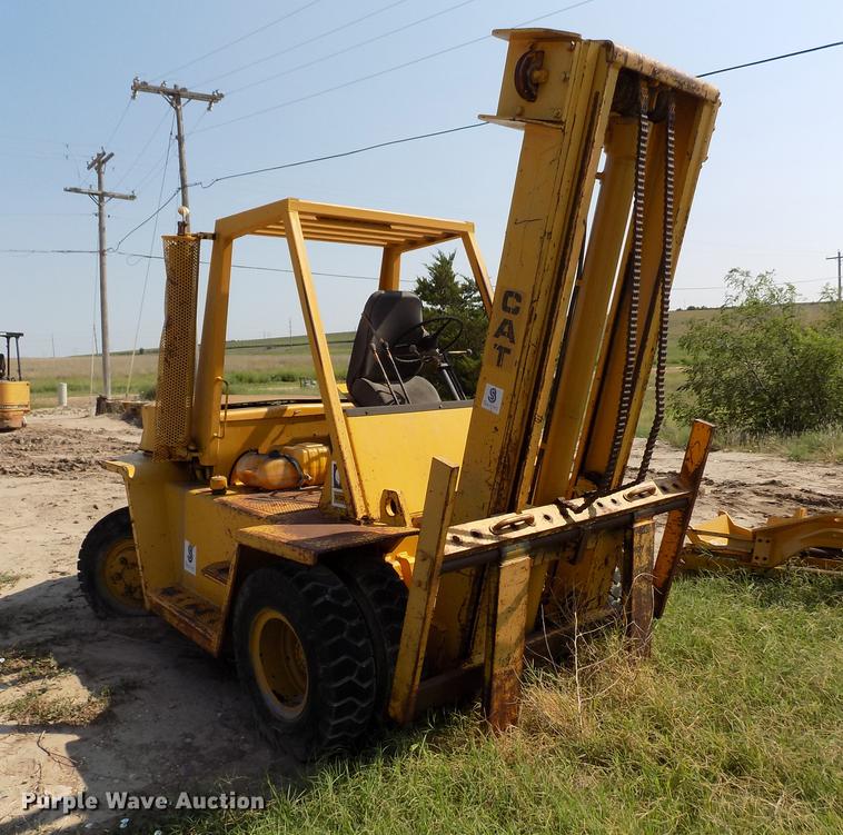 image for item DB9150 Caterpillar V120 forklift