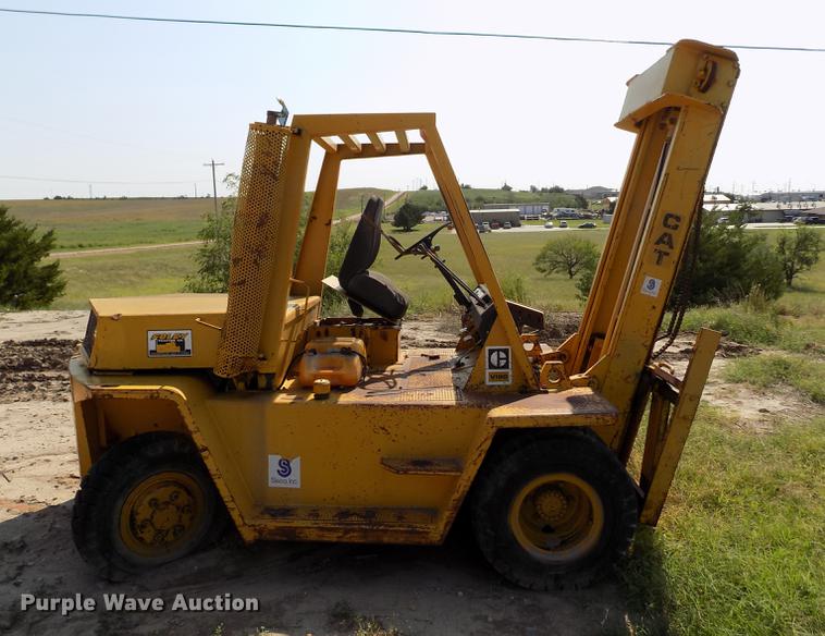 image for item DB9150 Caterpillar V120 forklift