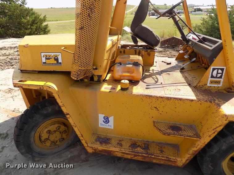 image for item DB9150 Caterpillar V120 forklift