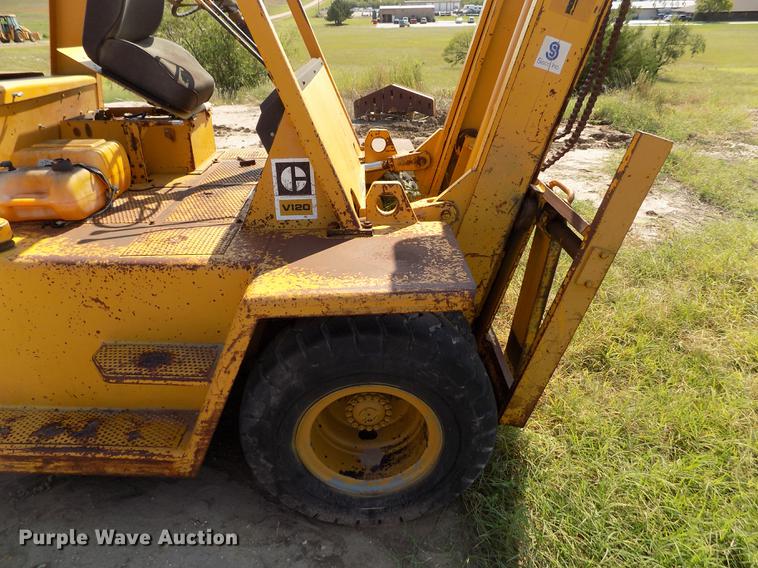 image for item DB9150 Caterpillar V120 forklift