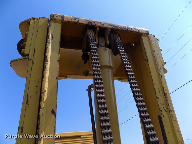 image for item DB9150 Caterpillar V120 forklift