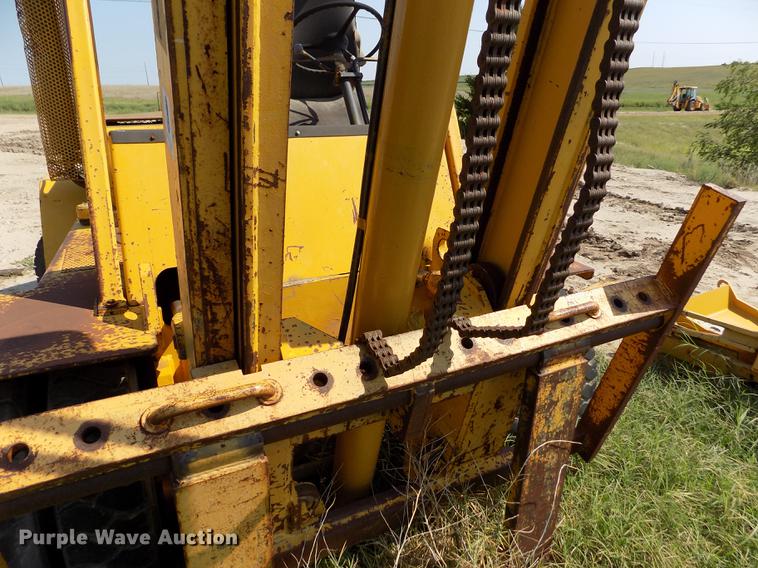 image for item DB9150 Caterpillar V120 forklift