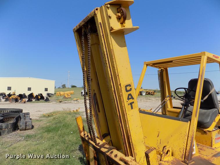 image for item DB9150 Caterpillar V120 forklift