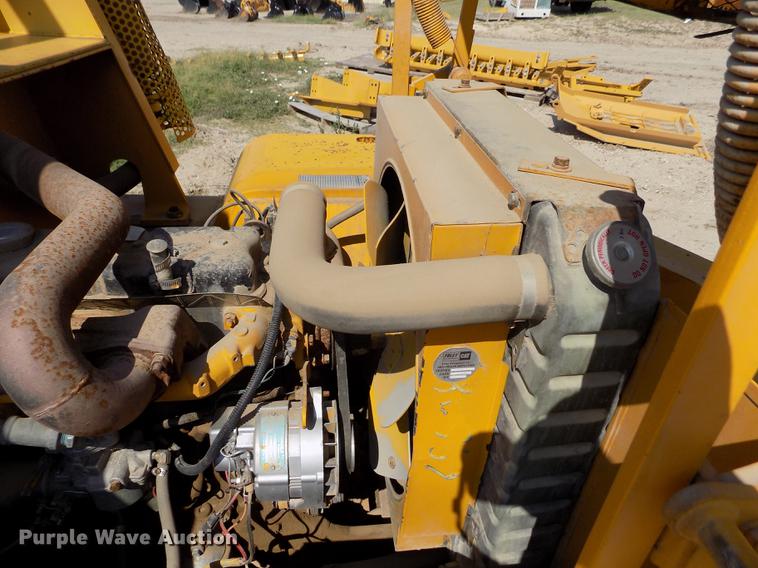 image for item DB9150 Caterpillar V120 forklift