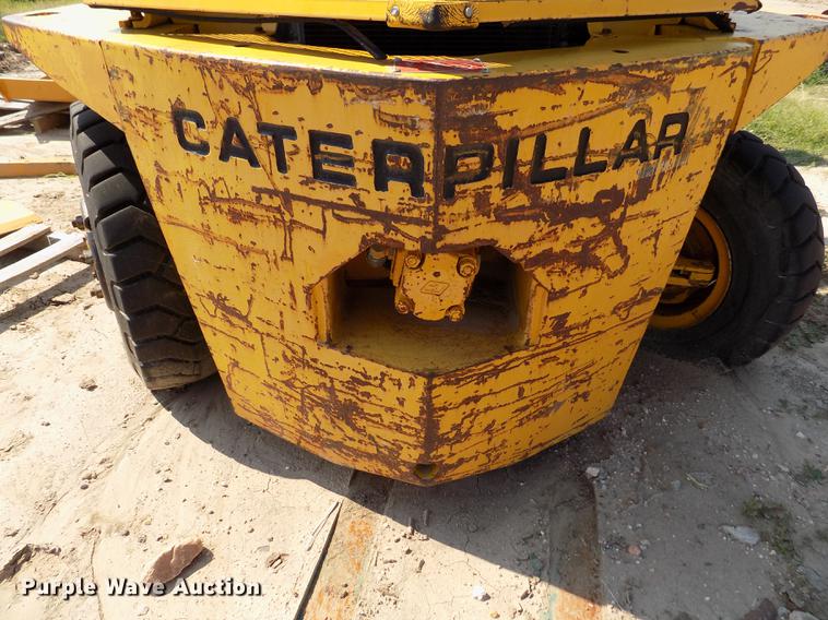 image for item DB9150 Caterpillar V120 forklift