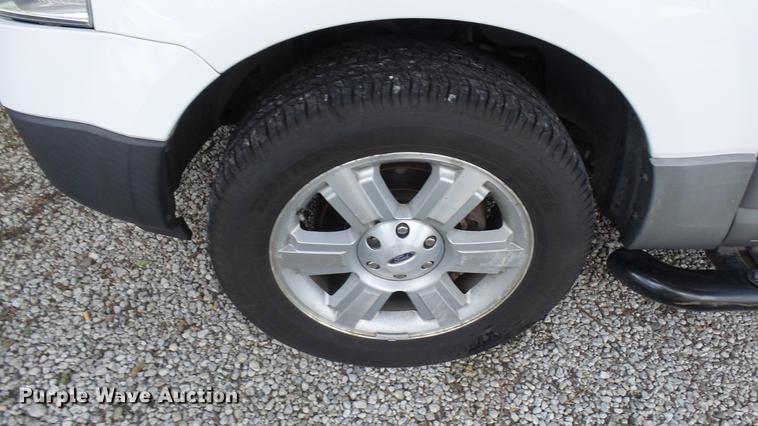 image for item DB9309 2007 Ford Expedition XLT SUV