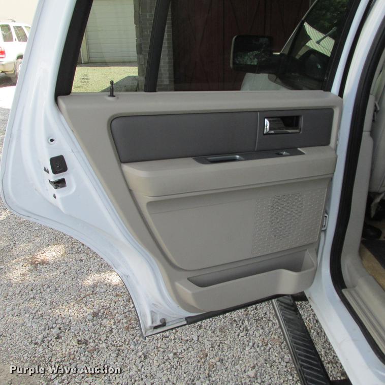 image for item DB9309 2007 Ford Expedition XLT SUV