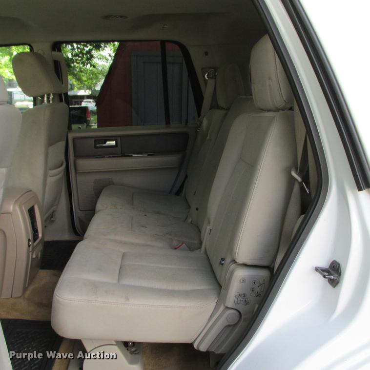 image for item DB9309 2007 Ford Expedition XLT SUV