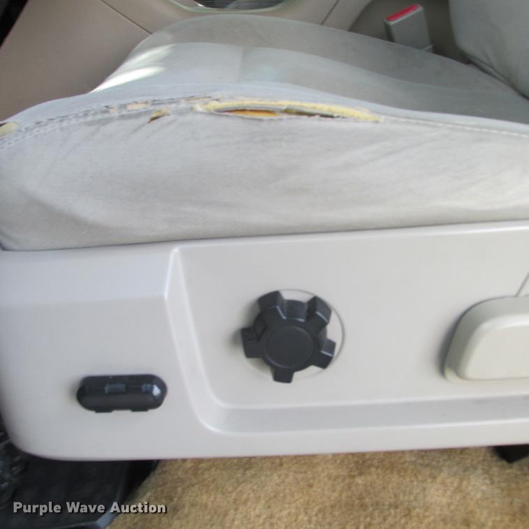 image for item DB9309 2007 Ford Expedition XLT SUV