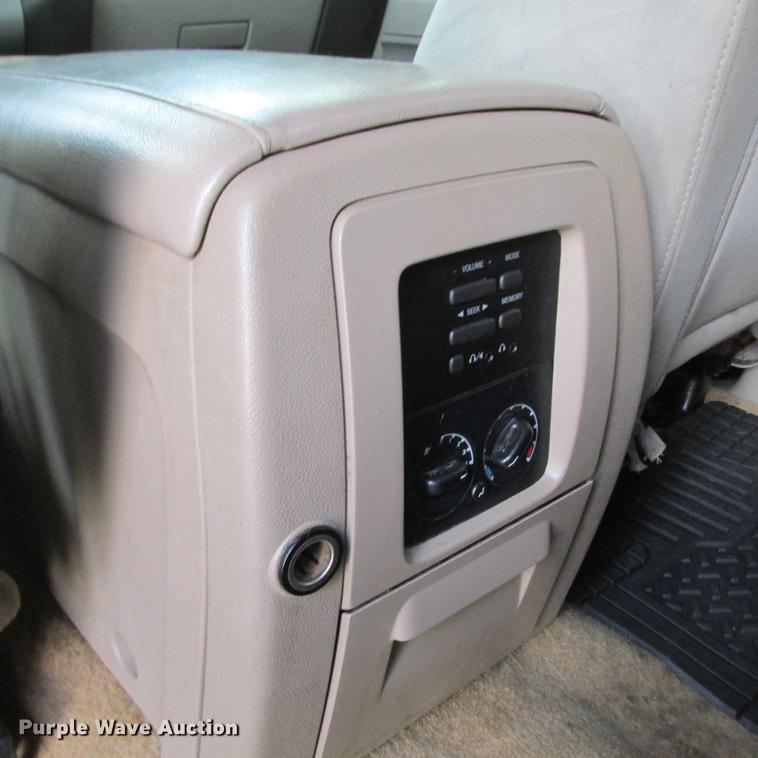 image for item DB9309 2007 Ford Expedition XLT SUV