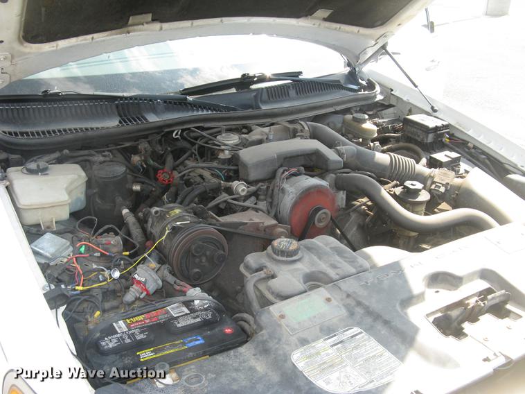 image for item DC1254 1998 Lincoln Town Car limousine