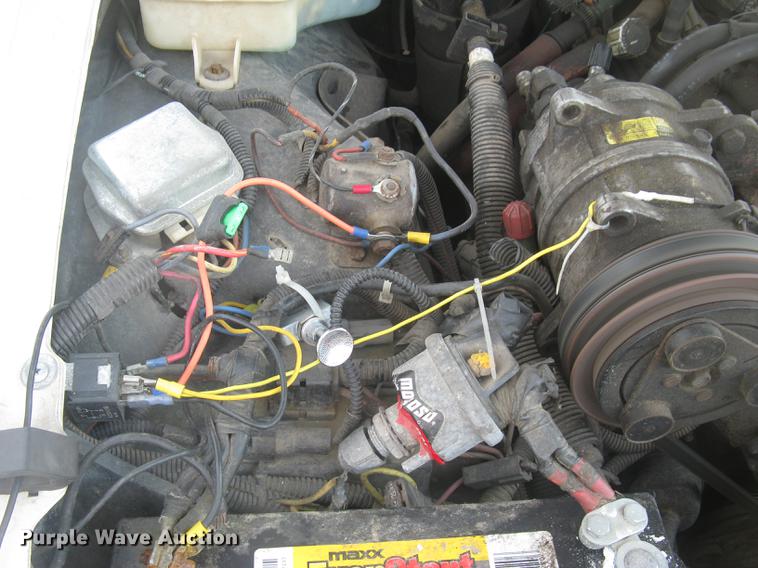 image for item DC1254 1998 Lincoln Town Car limousine