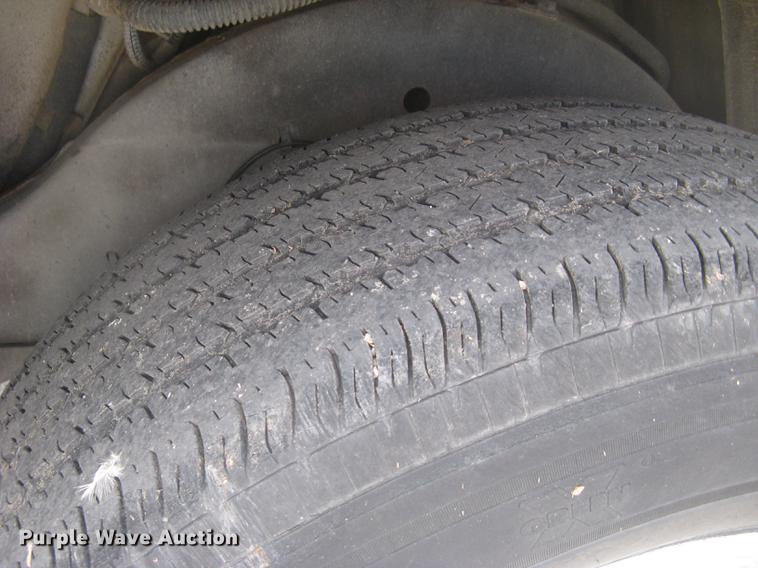 image for item DC1254 1998 Lincoln Town Car limousine