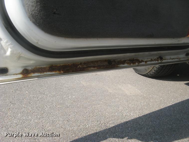 image for item DC1254 1998 Lincoln Town Car limousine