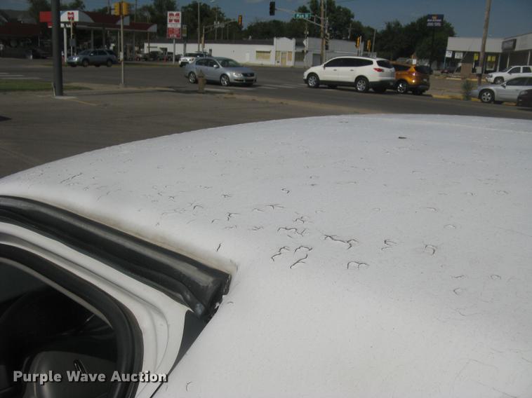 image for item DC1254 1998 Lincoln Town Car limousine