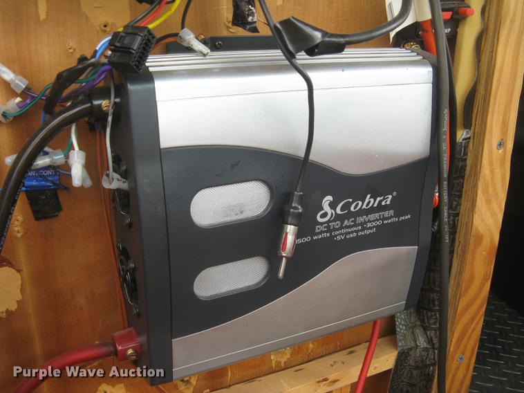 image for item DC1255 1999 Ford Econoline E350 Super Duty shuttle bus