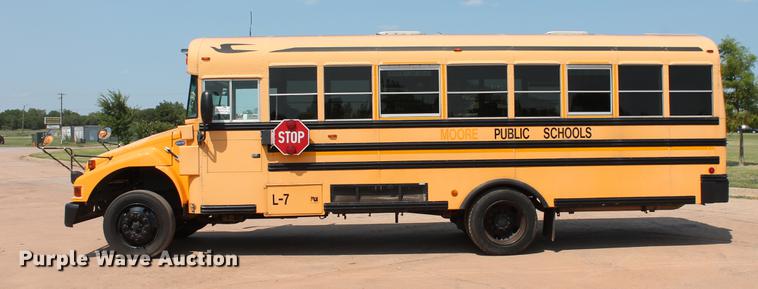 image for item DD5257 2006 Blue Bird Vision bus