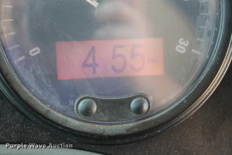 image for item DD5257 2006 Blue Bird Vision bus