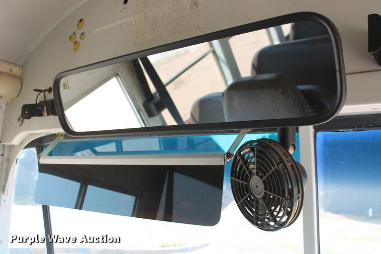 image for item DD5257 2006 Blue Bird Vision bus