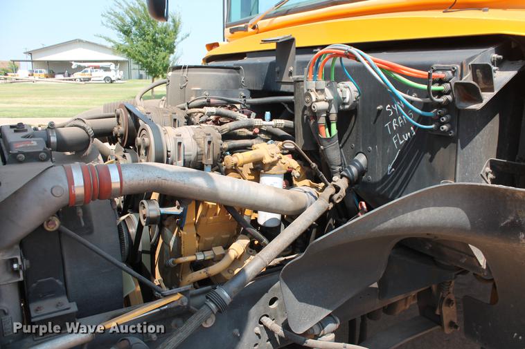 image for item DD5257 2006 Blue Bird Vision bus