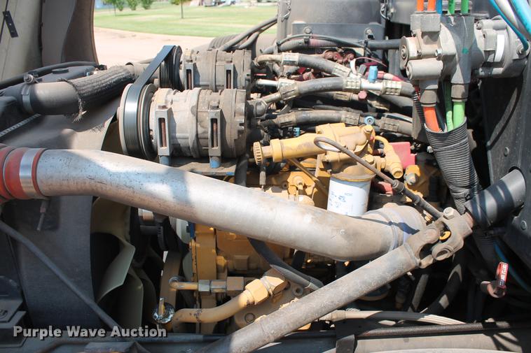 image for item DD5257 2006 Blue Bird Vision bus