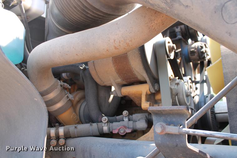 image for item DD5257 2006 Blue Bird Vision bus