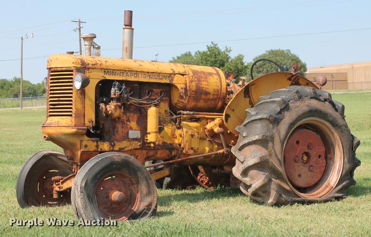 image for item DD5259 Minneapolis Moline UB tractor