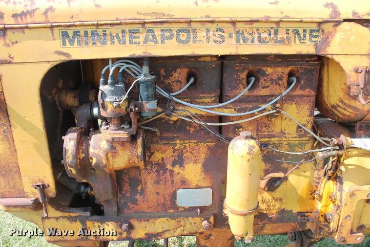 image for item DD5259 Minneapolis Moline UB tractor
