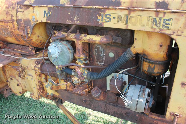 image for item DD5259 Minneapolis Moline UB tractor