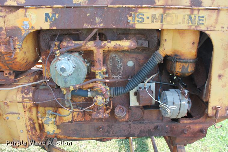 image for item DD5259 Minneapolis Moline UB tractor