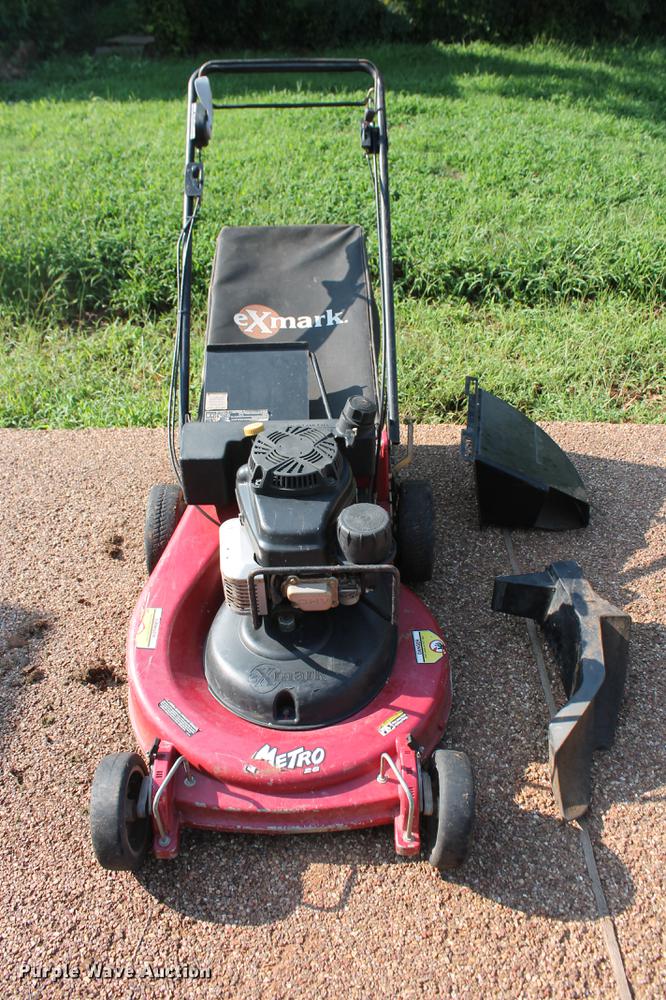 image for item DD5308 (3) lawn and landscaping equipment