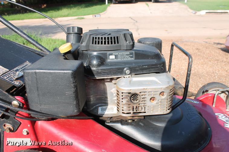 image for item DD5308 (3) lawn and landscaping equipment