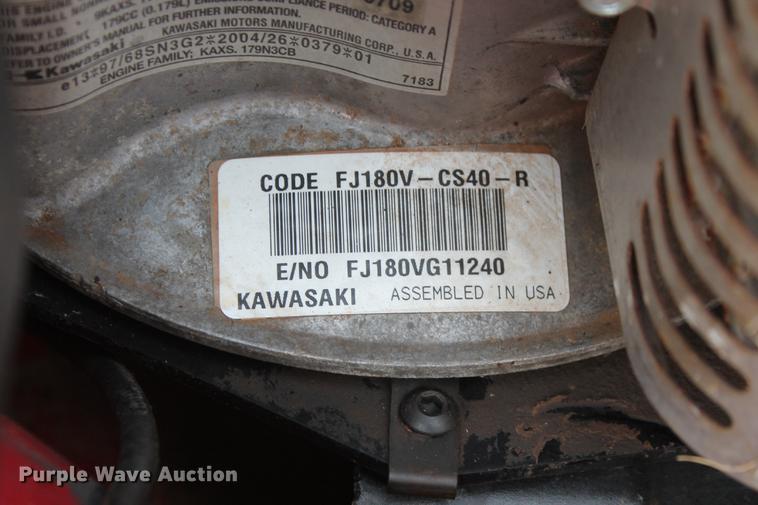 image for item DD5308 (3) lawn and landscaping equipment