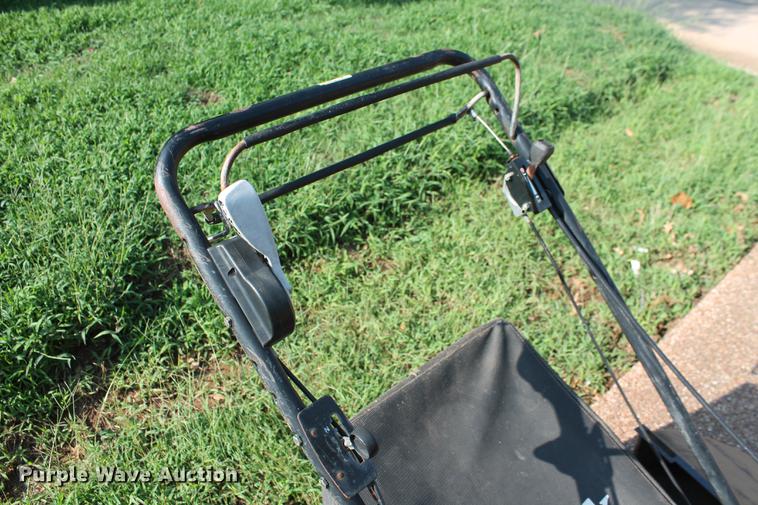 image for item DD5308 (3) lawn and landscaping equipment