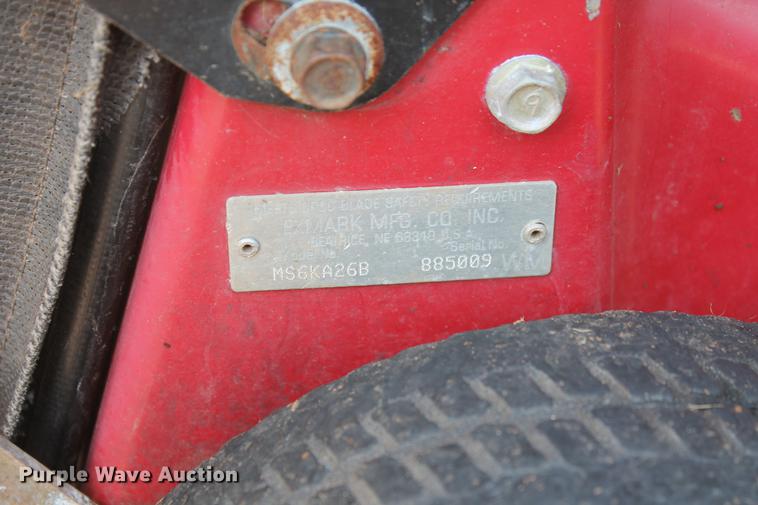 image for item DD5308 (3) lawn and landscaping equipment