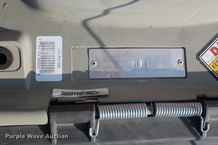 image for item DD5308 (3) lawn and landscaping equipment