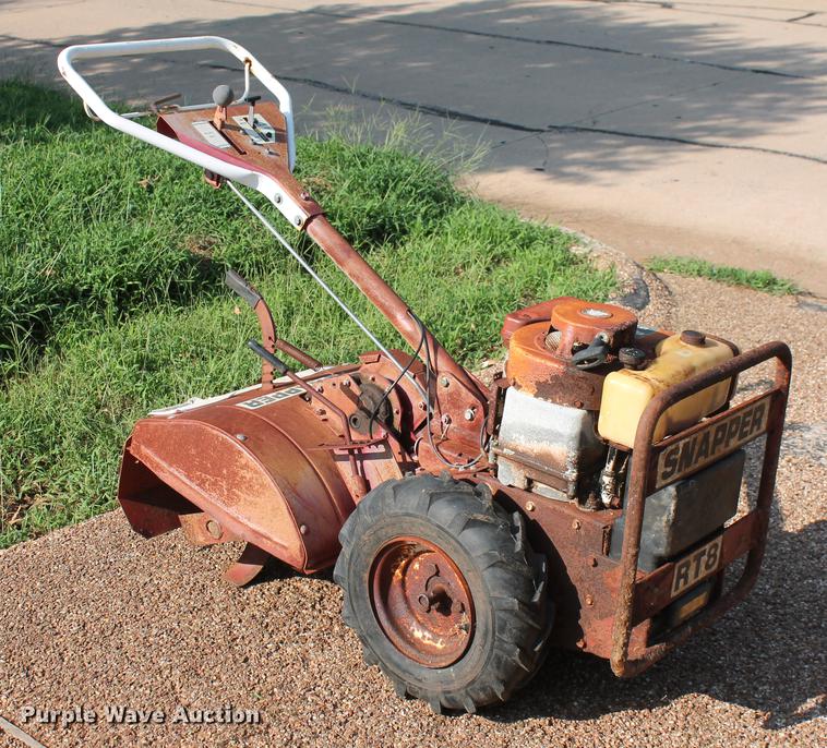 image for item DD5308 (3) lawn and landscaping equipment