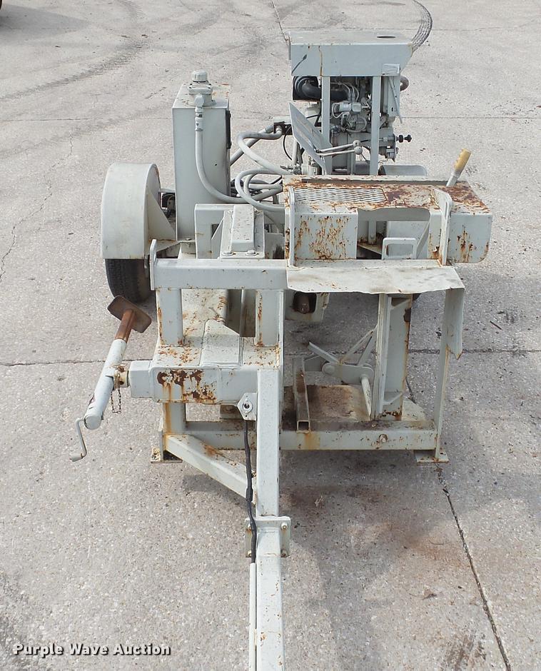 image for item DD7303 2002 Eagle CDR tire derimmer