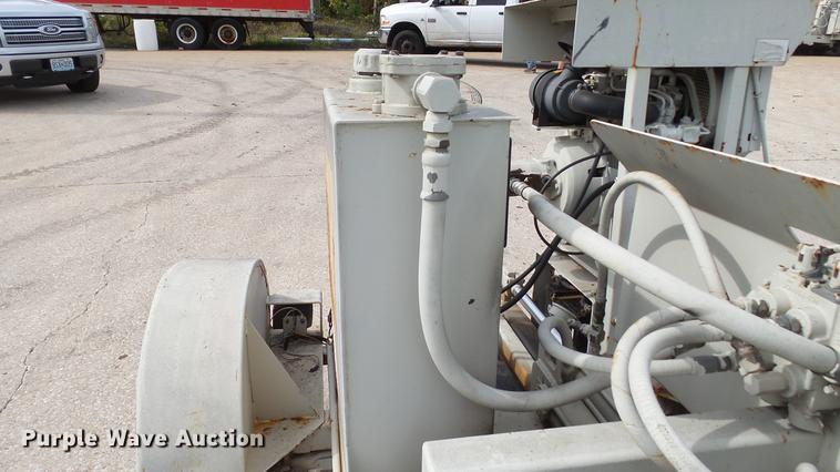 image for item DD7303 2002 Eagle CDR tire derimmer