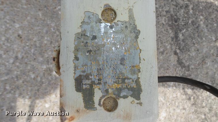 image for item DD7303 2002 Eagle CDR tire derimmer