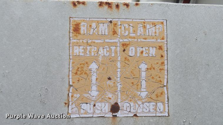 image for item DD7303 2002 Eagle CDR tire derimmer