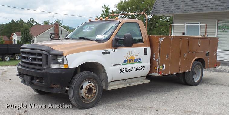 image for item DD7320 2003 Ford F550 Super Duty XL service truck