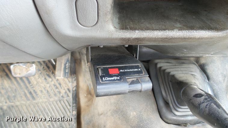 image for item DD7320 2003 Ford F550 Super Duty XL service truck