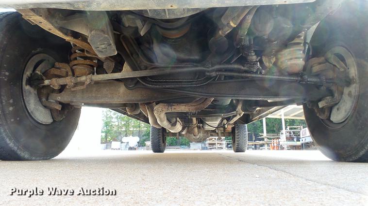 image for item DD7332 1988 Ford F250 XLT Lariat SuperCab pickup truck