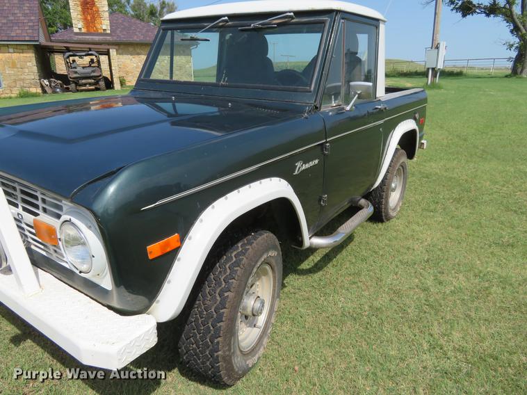 image for item DE6339 1973 Ford Bronco SUV