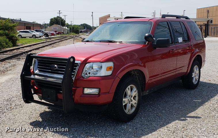 image for item DF2404 2008 Ford Explorer SUV