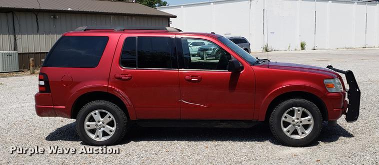 image for item DF2404 2008 Ford Explorer SUV