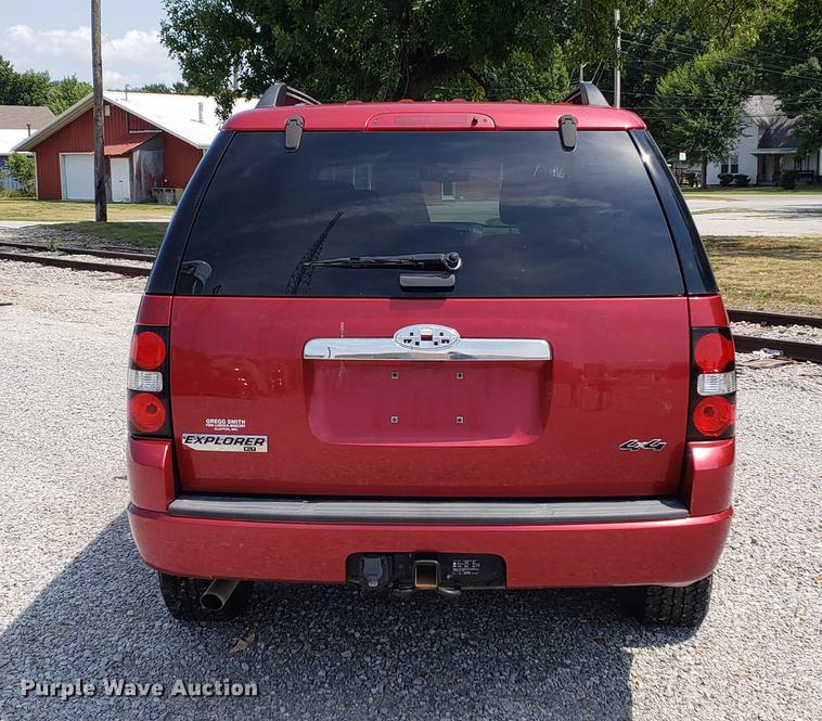 image for item DF2404 2008 Ford Explorer SUV